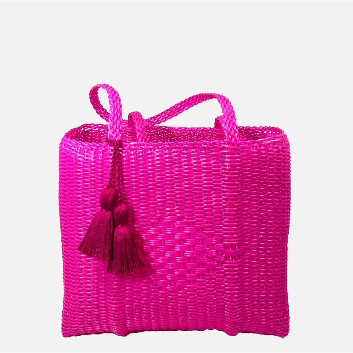 cesta tote ~ medium ~ solid ~ unlined