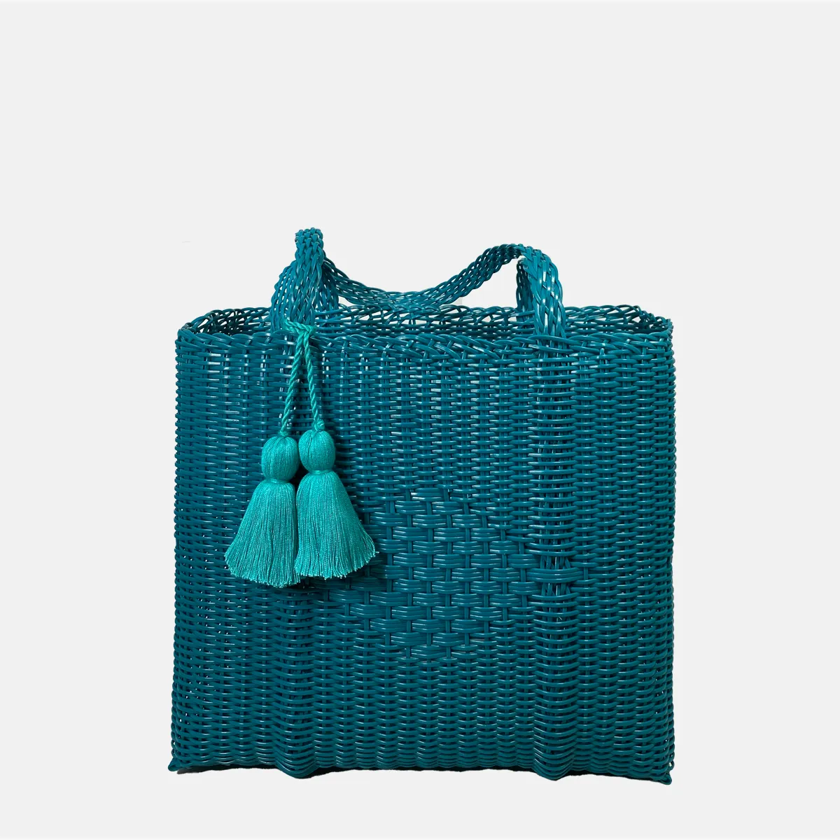 cesta tote ~ medium ~ solid ~ unlined