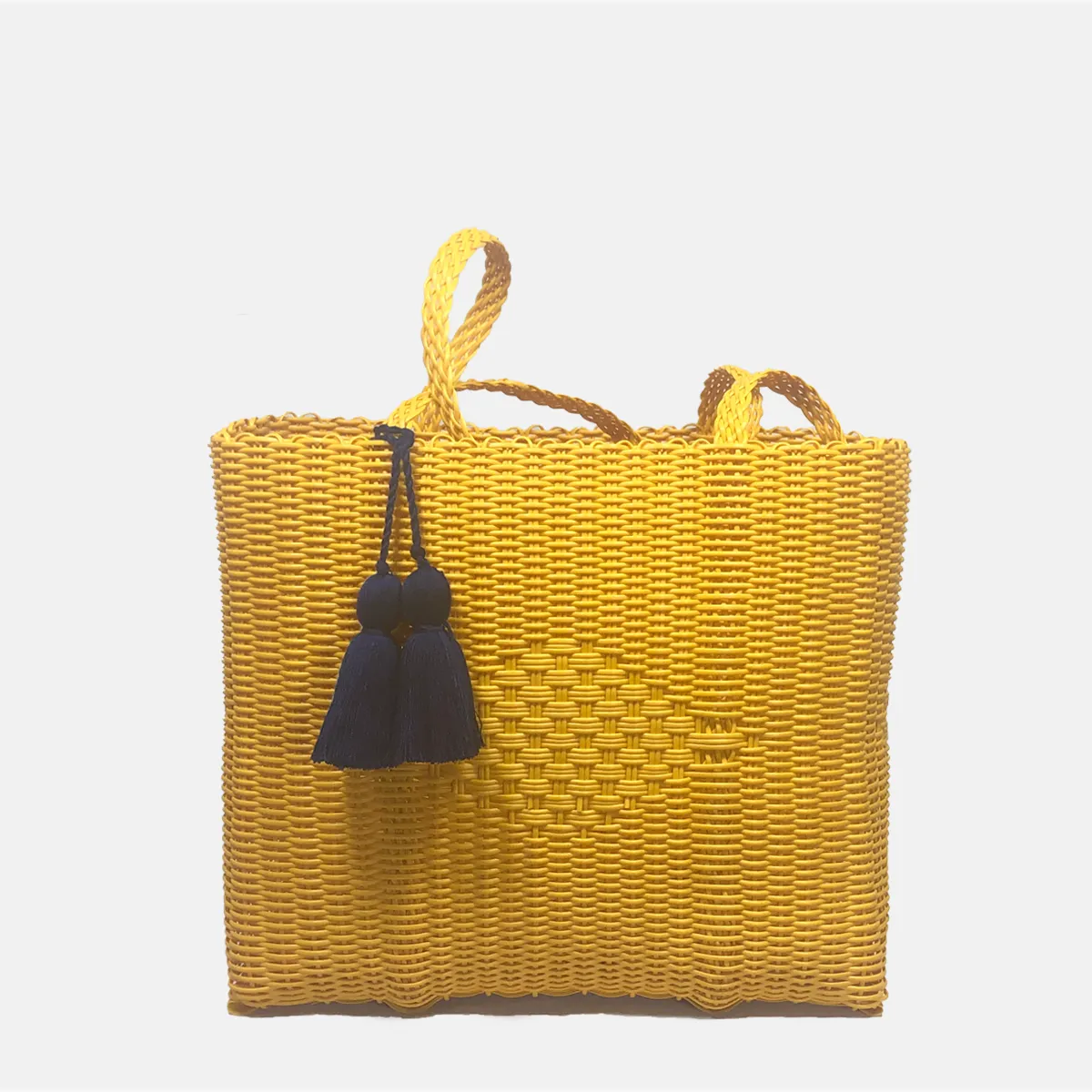 cesta tote ~ medium ~ solid ~ unlined
