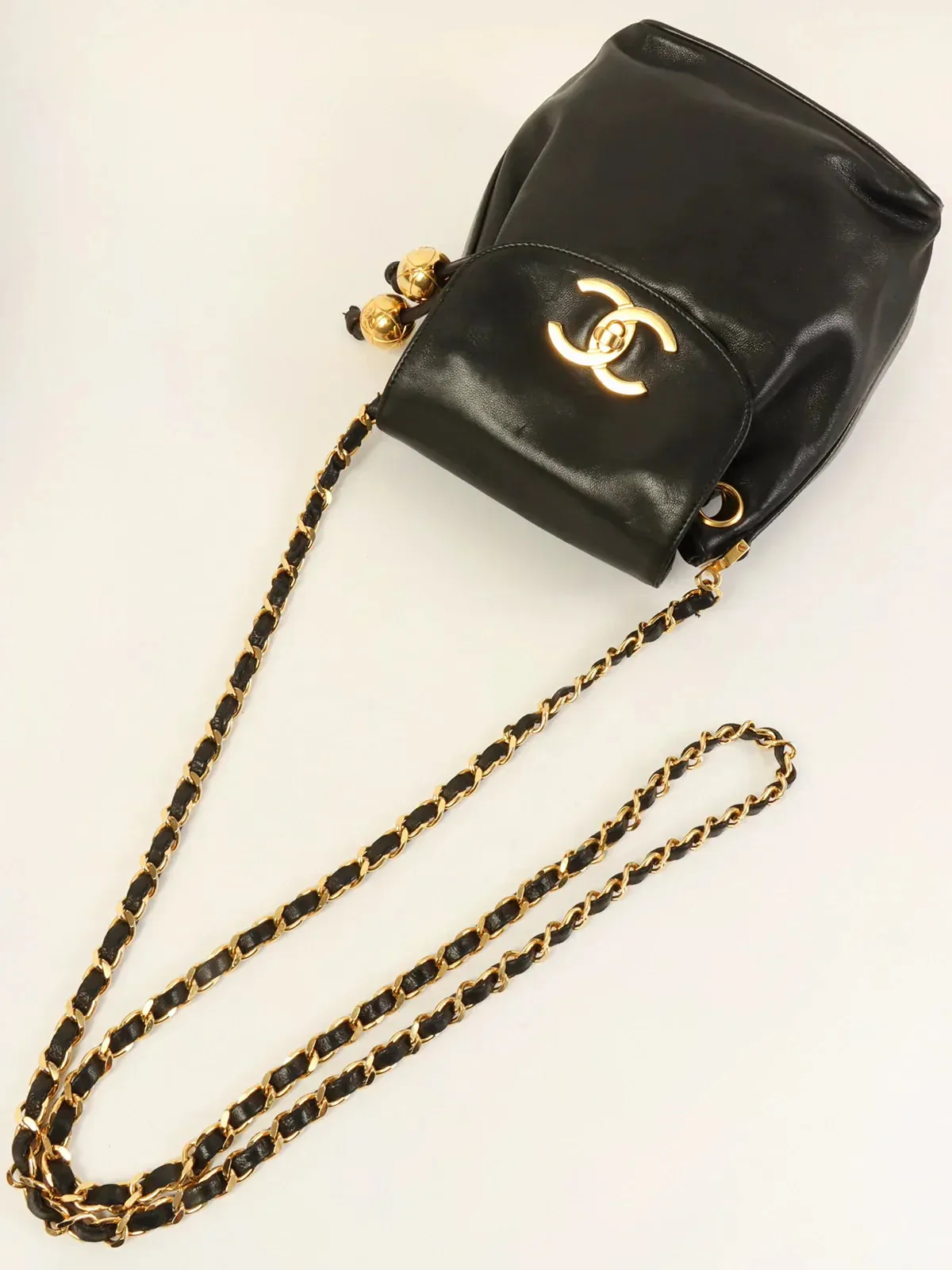 CHANEL Around 1995 Made Turn-Lock Mini Drawstring Shoulder Bag With Pouch Black