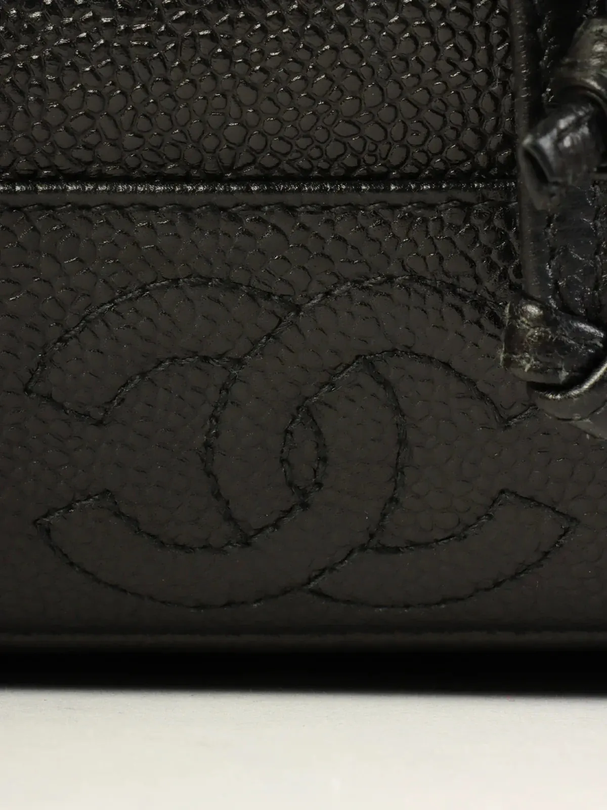 CHANEL Around 1997 Made Caviar Skin Cc Mark Stitch Drawstring Shoulder Bag Black