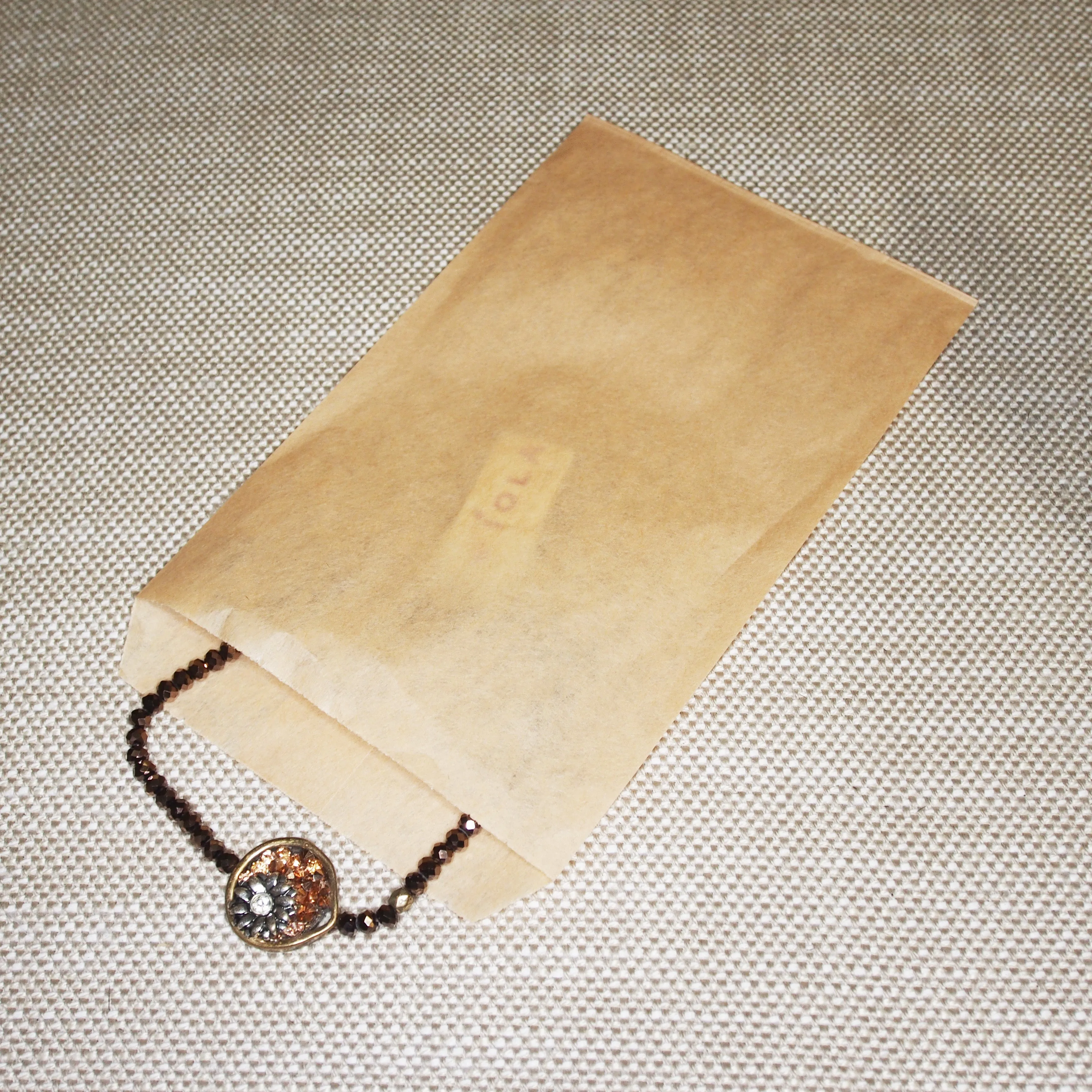 Plain White or Brown Kraft Paper Bags - 100Bags/Pack - Multiple Sizes